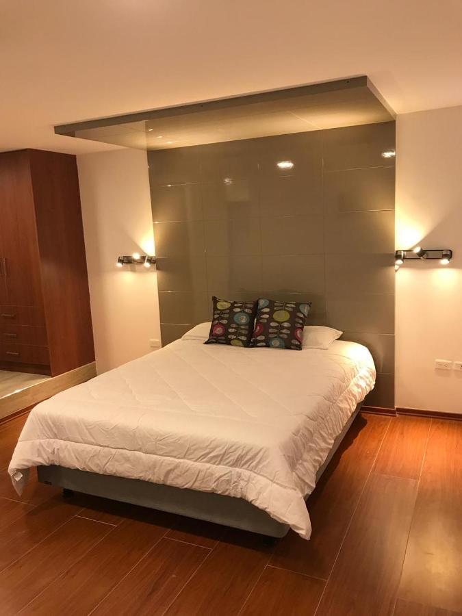 Hotel Bacastell 基多 外观 照片