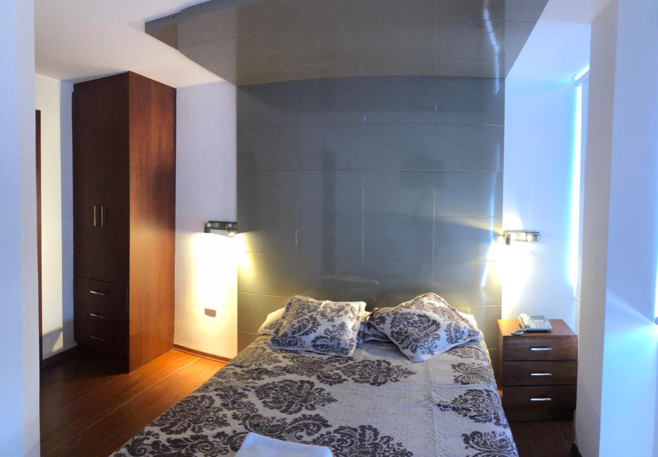 Hotel Bacastell 基多 外观 照片